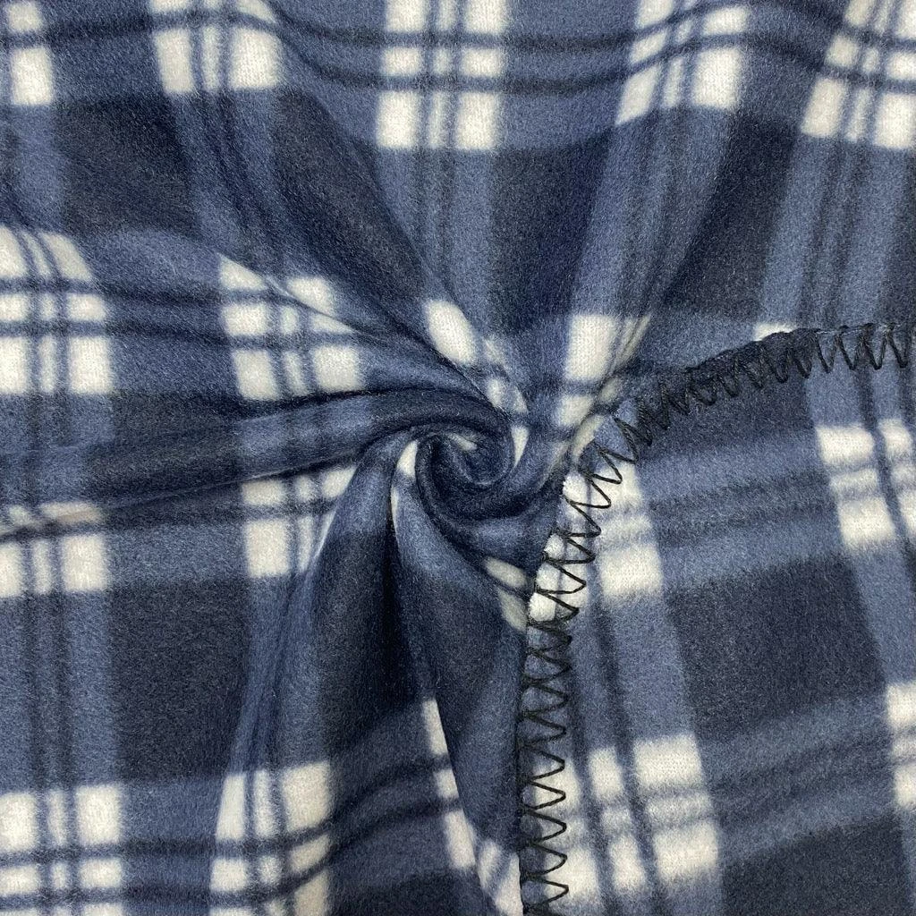 Checkered Fleece Blanket: Super Soft & Durable Multi-Purpose Throw 6 Checkered Fleece Blanket: Super Soft & Durable Multi-Purpose Throw - Image 6