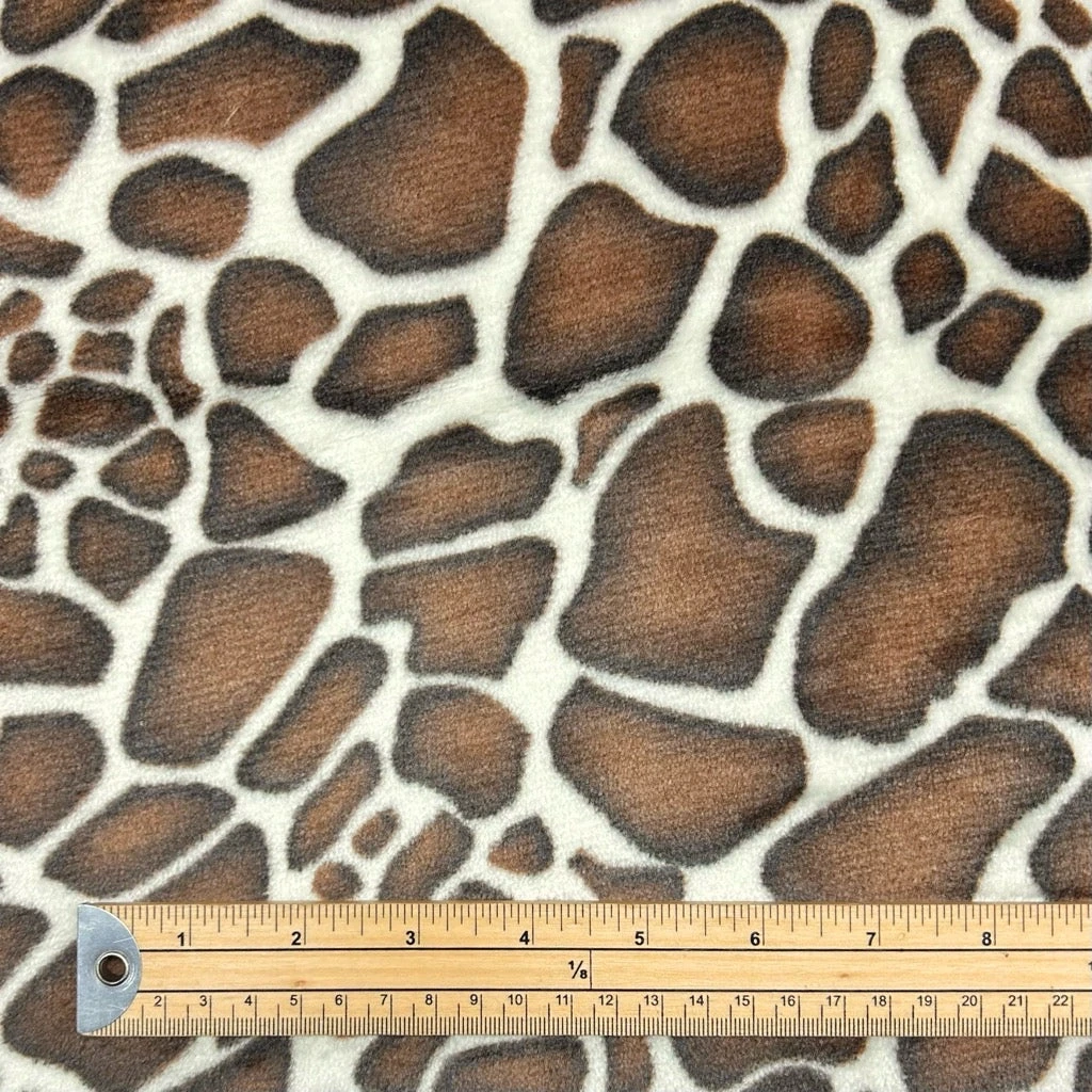 Ultra Soft Giraffe Print Cuddle Fleece - Premium Anti-Pill Fabric 2 Ultra Soft Giraffe Print Cuddle Fleece - Premium Anti-Pill Fabric - Image 2