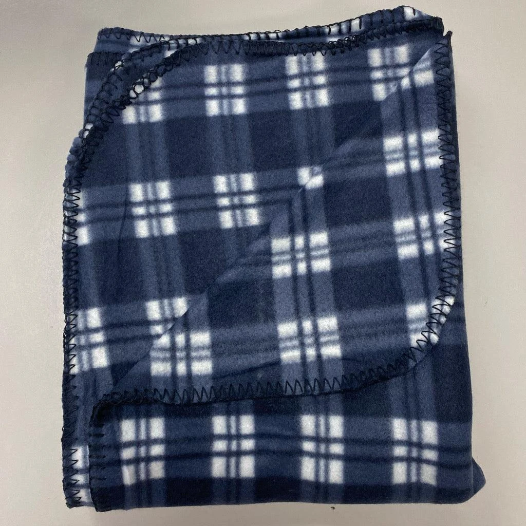 Checkered Fleece Blanket: Super Soft & Durable Multi-Purpose Throw 4 Checkered Fleece Blanket: Super Soft & Durable Multi-Purpose Throw - Image 4