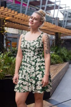 Floral Crepe Fabric - Blushing Cartoon Flowers Polyester Dressmaking Material -Pound Fabrics Sale Store poundfabrics blushing cartoon flowers dress